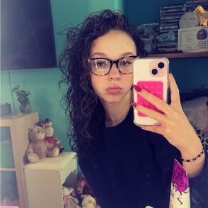 Meet your Posher, Kaylee